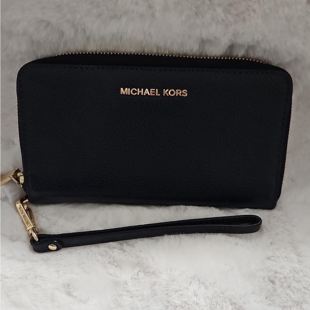 Michael Kors Black Wristlet Clutch